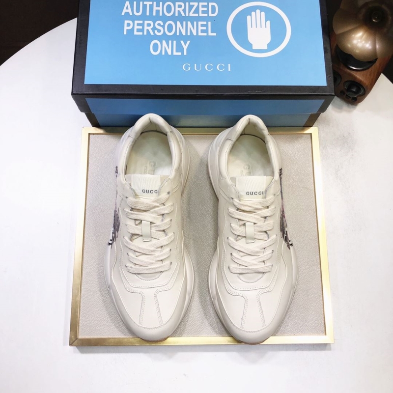 G*u*i casual shoes